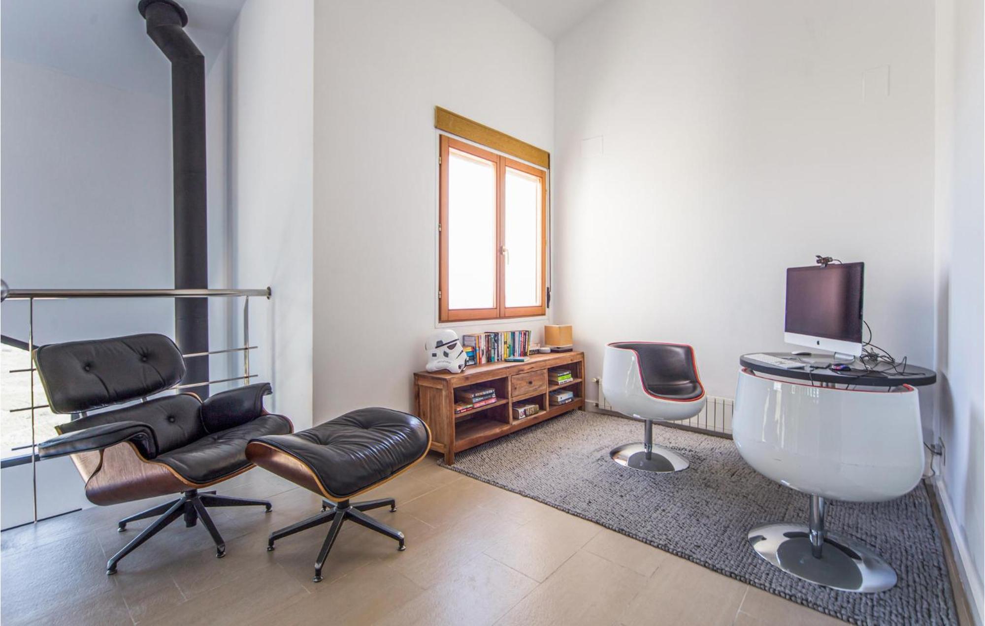 Amazing Home In Ador With Kitchenette Zewnętrze zdjęcie