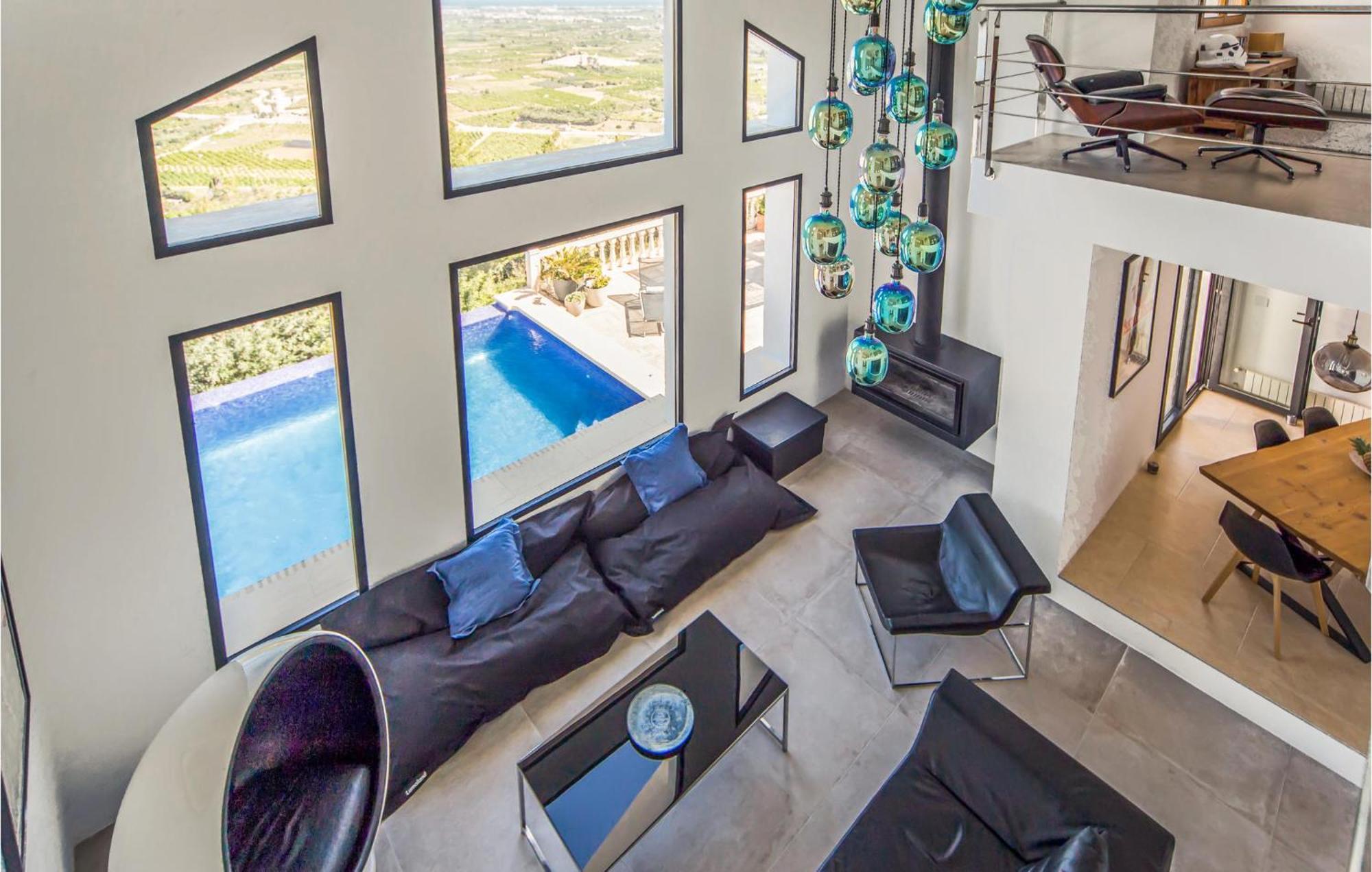 Amazing Home In Ador With Kitchenette Zewnętrze zdjęcie